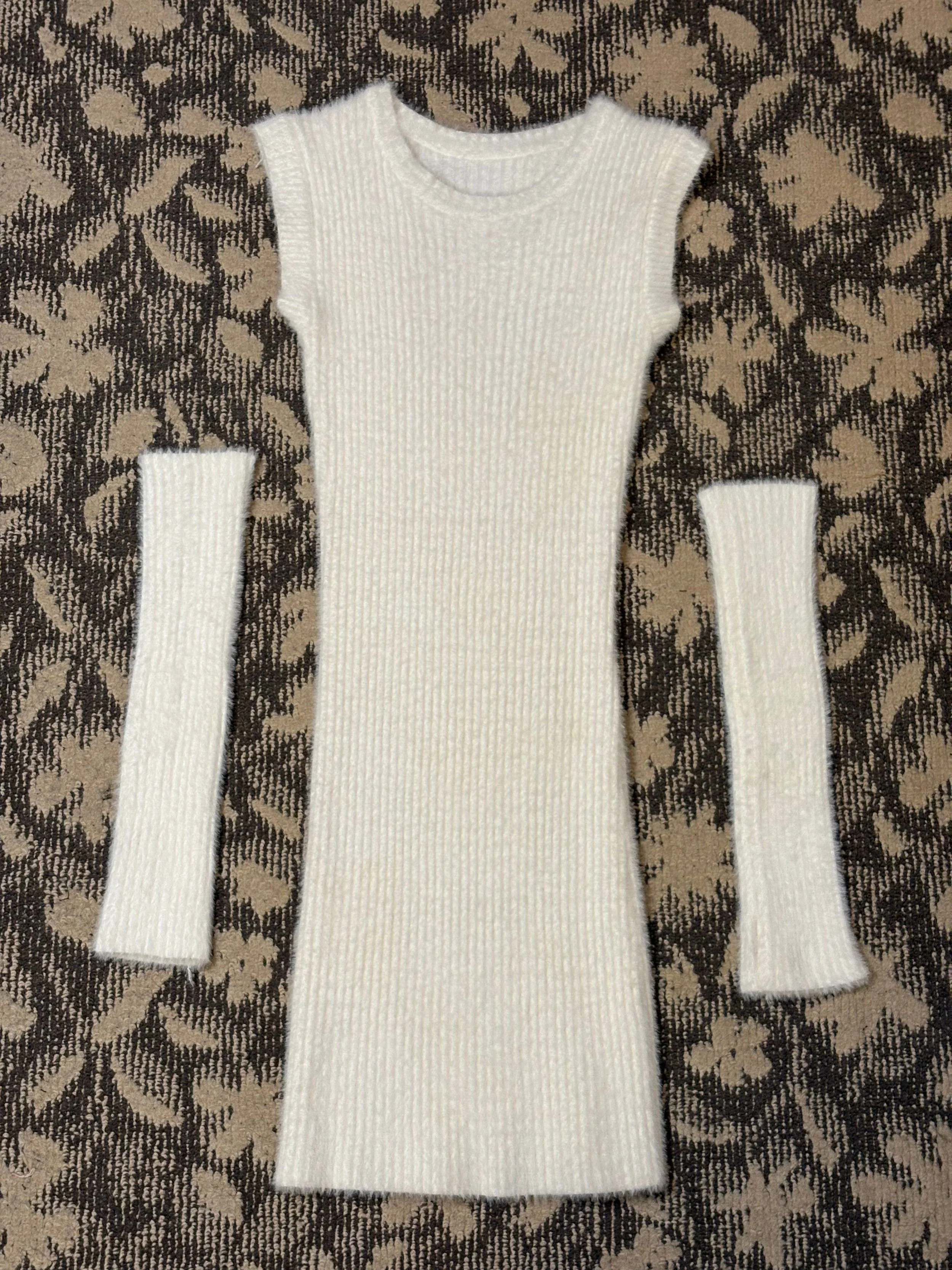 アームカバー付きニットワンピース