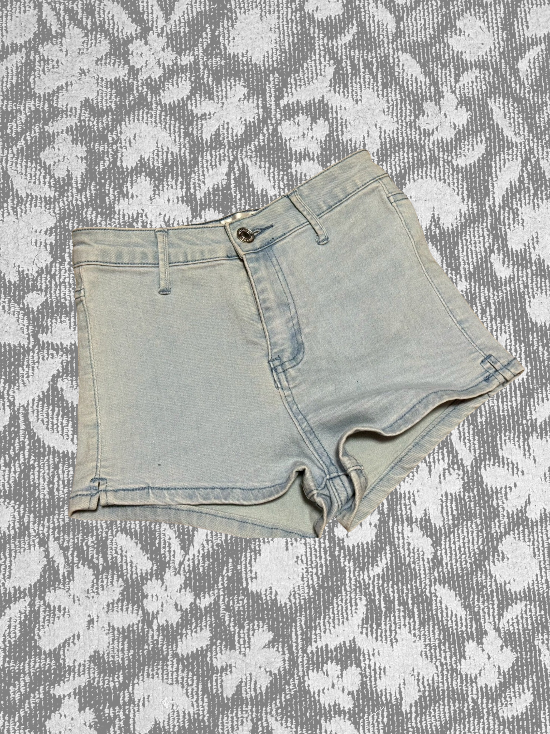 デニムショートパンツ