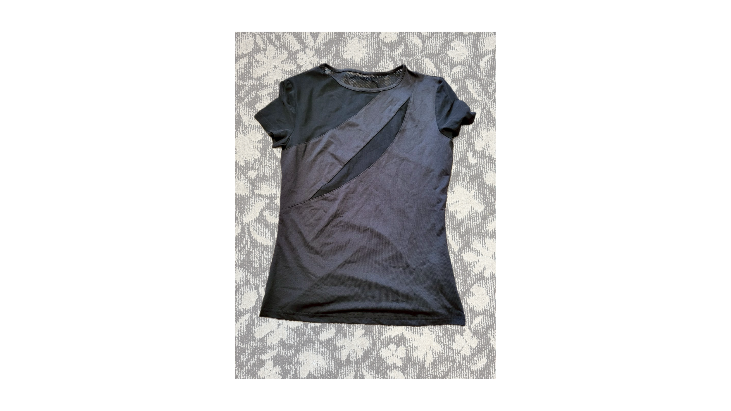 カットソー(ブラック)