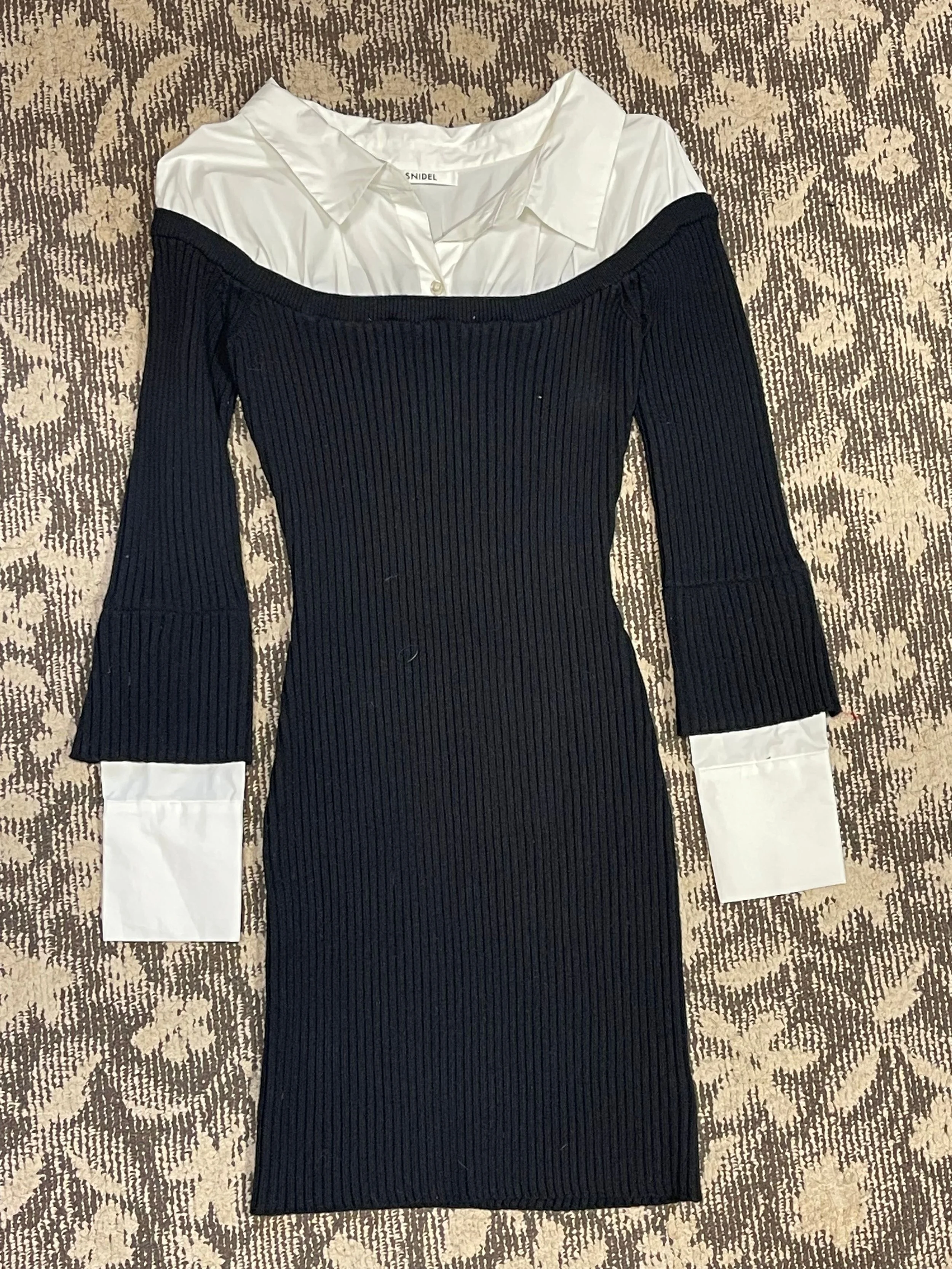 オフショルニットドッキングワンピース