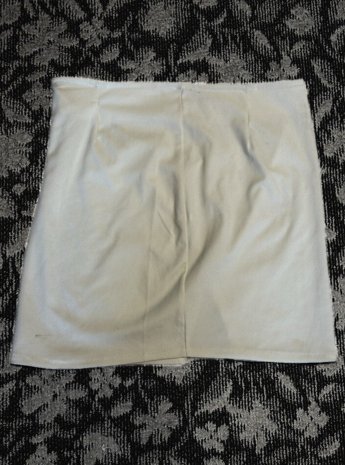 ミニスカート（ホワイト）