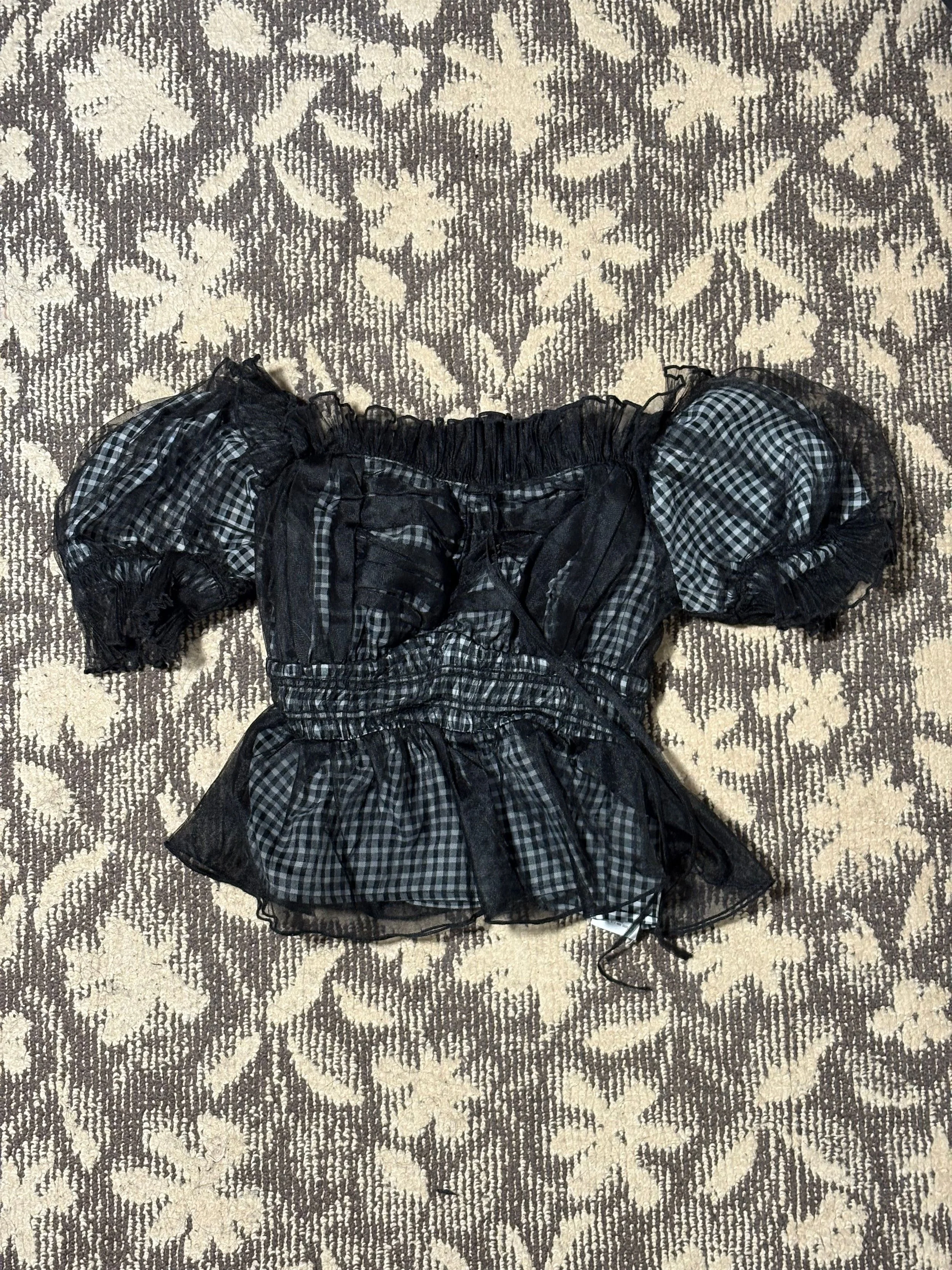 ギャザーフリルオフショルブラウス