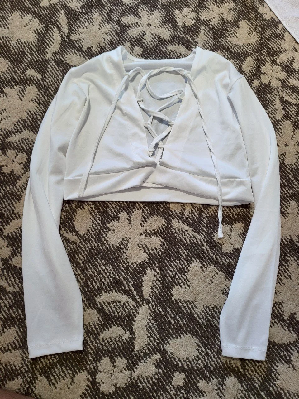 レースアップクロップドカットソー