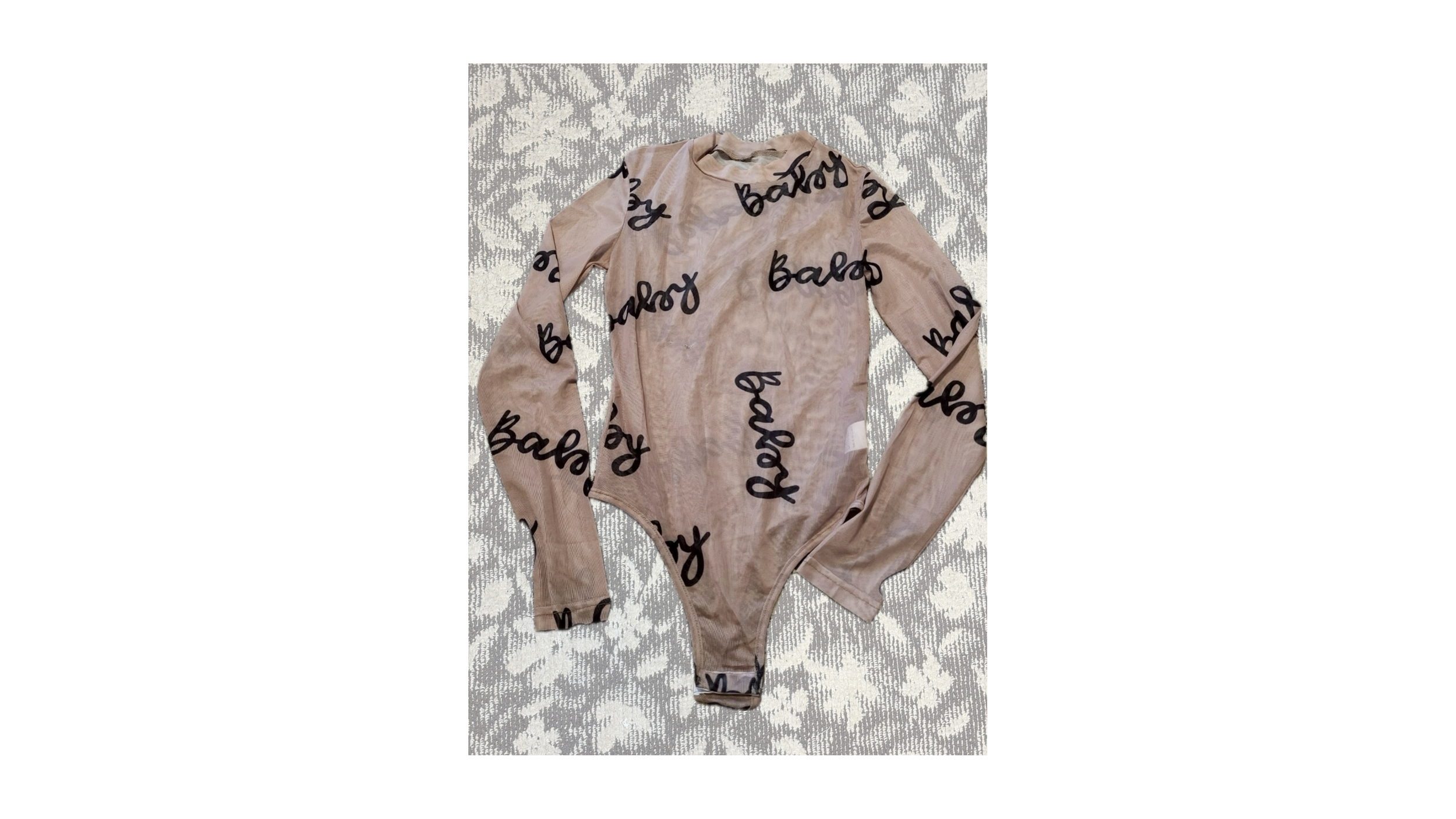 シースルーグラフィックボディスーツ(ベージュ)