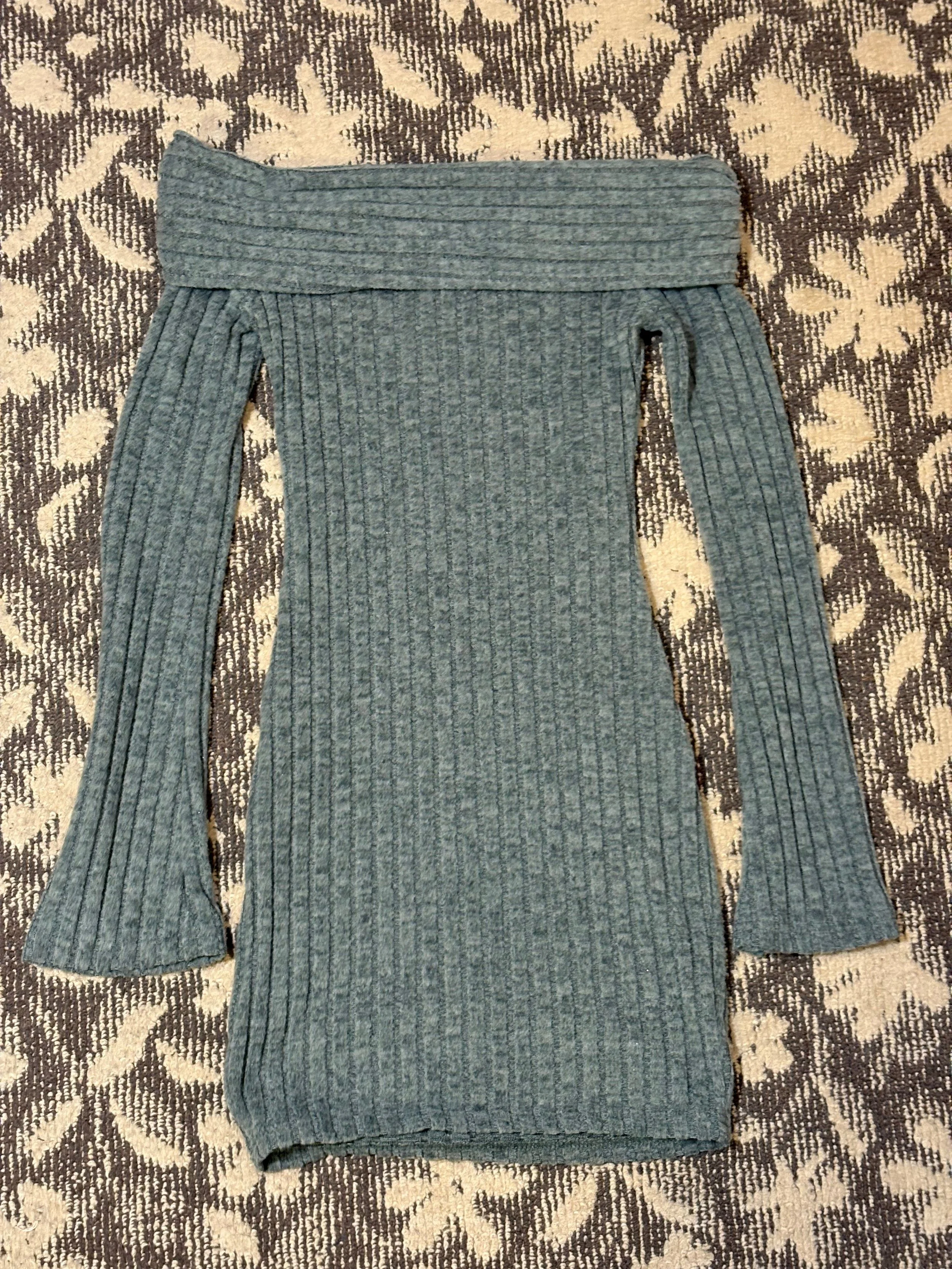 オフショルミニワンピース(グレー）