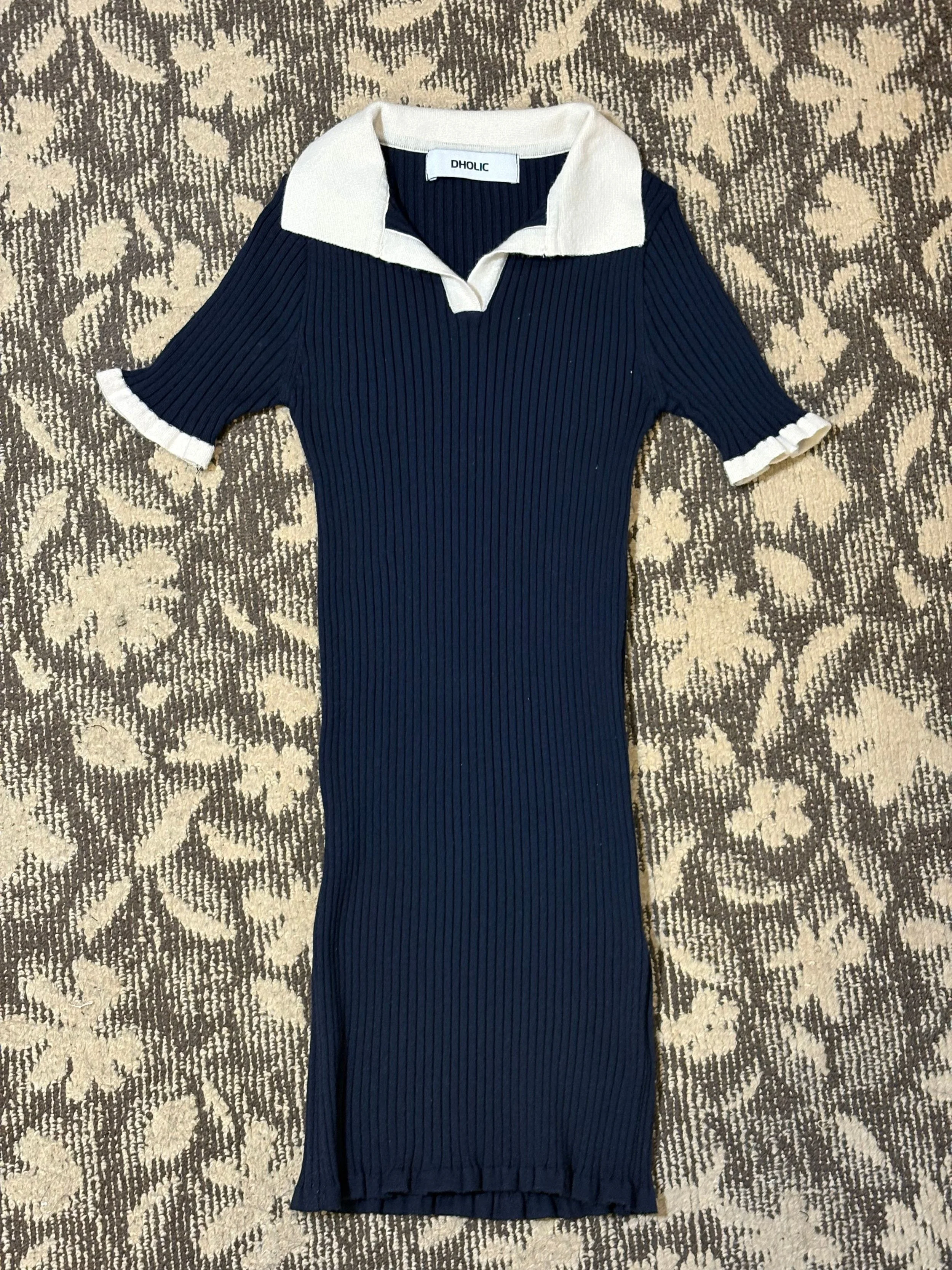 タイトニットワンピース