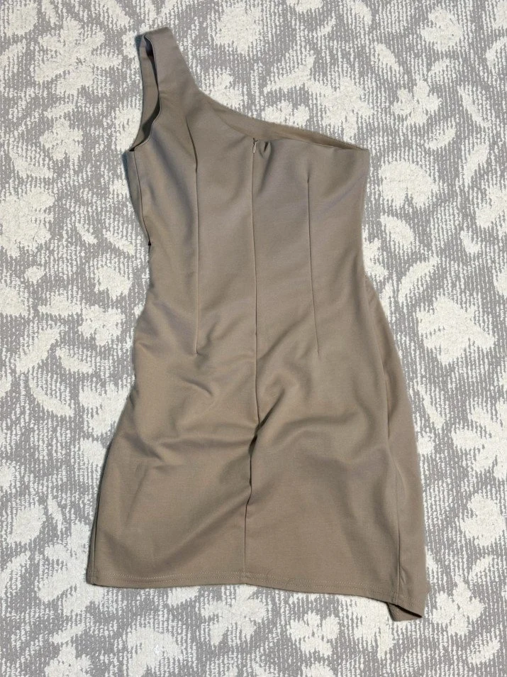 ワンショルダーミニワンピース