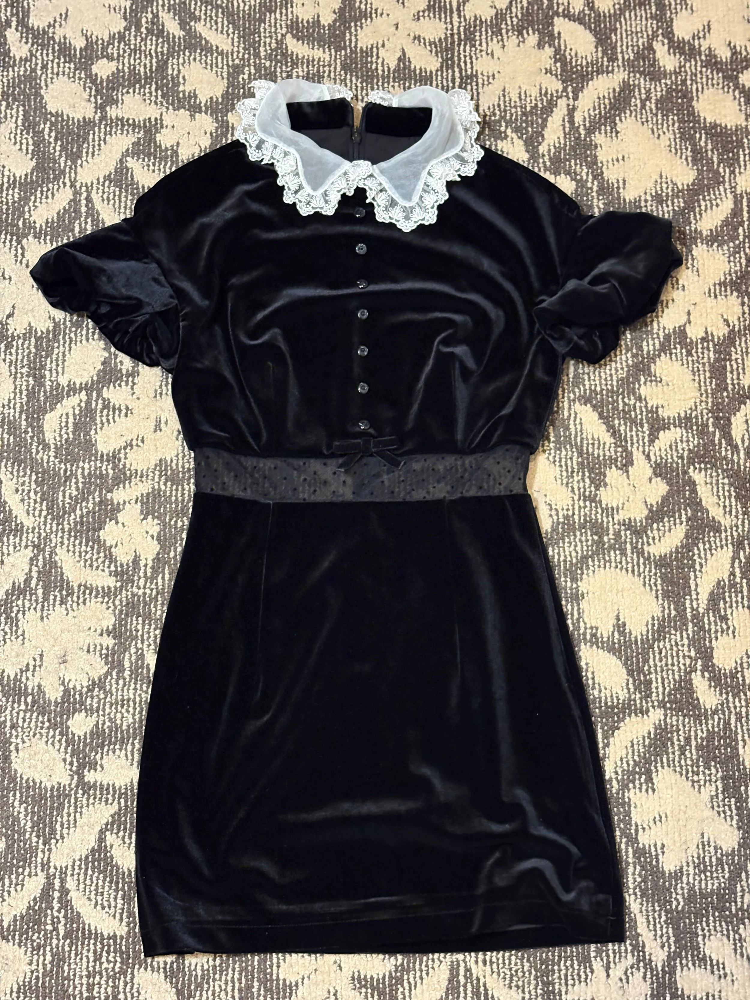 ブラックレースウエストワンピース