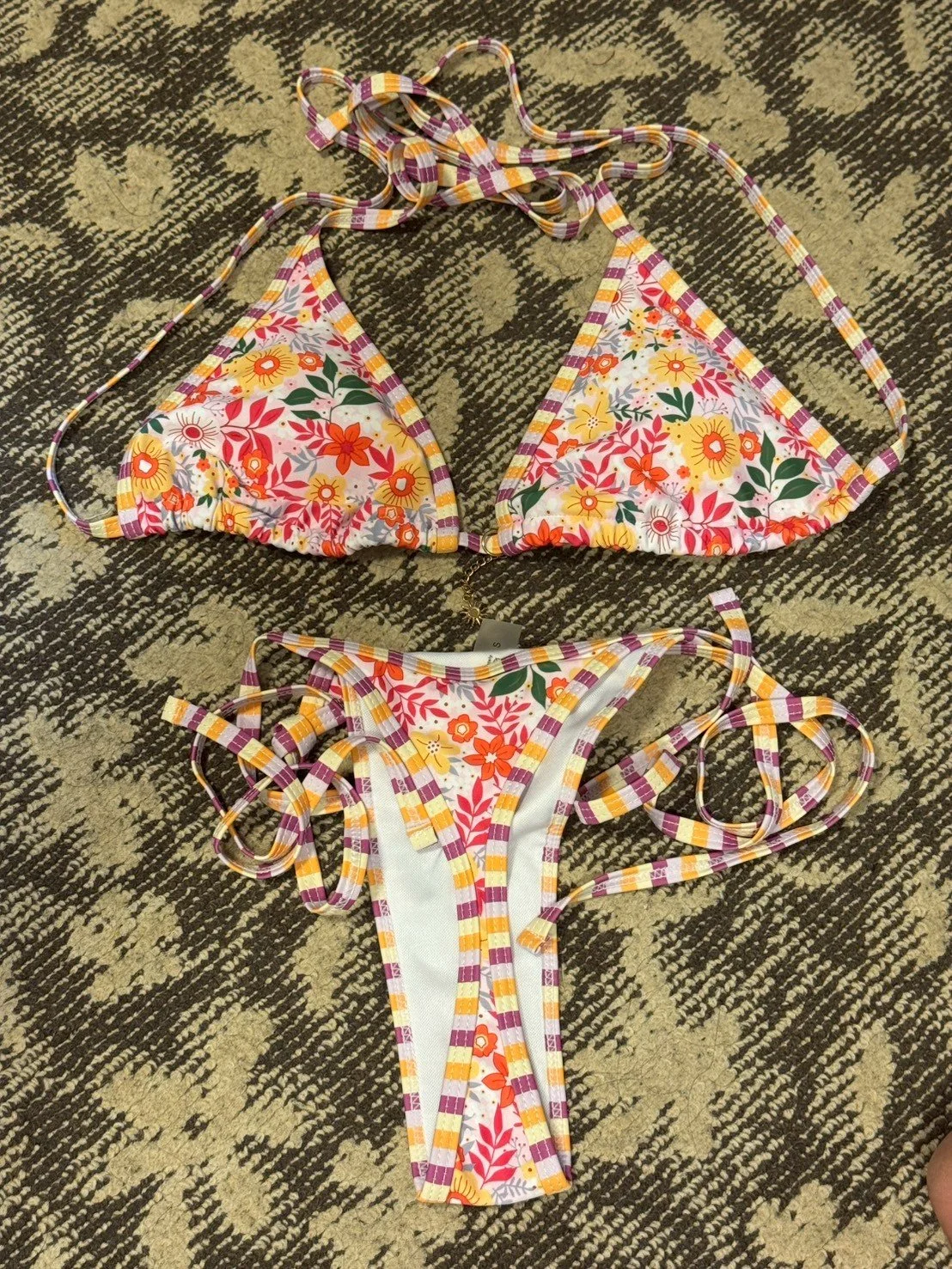 水着(フローラル)