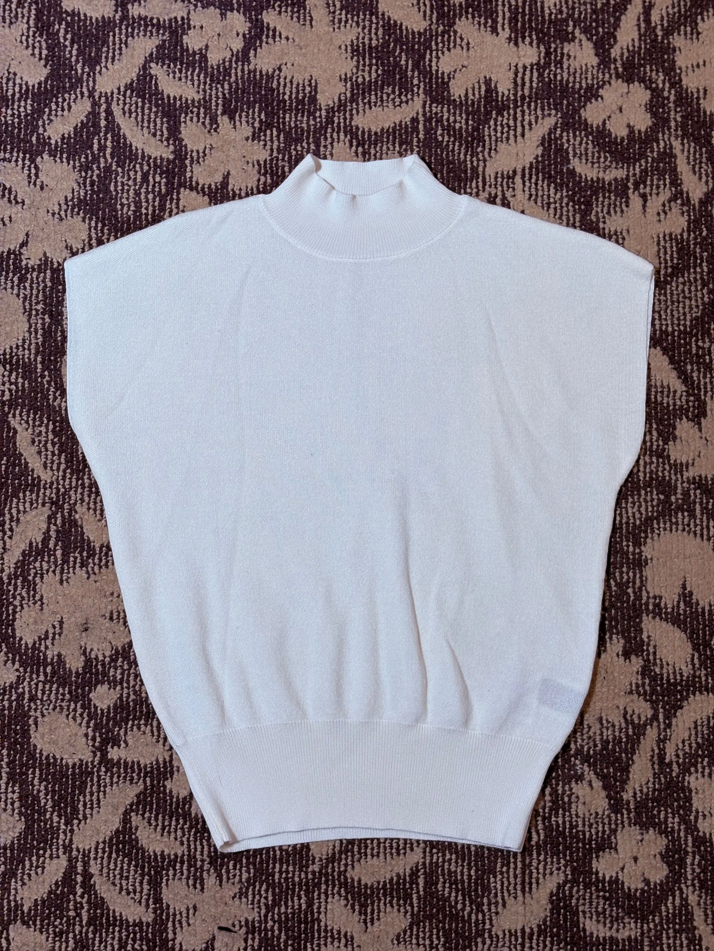 ハイネックブラウジングニット（ホワイト）