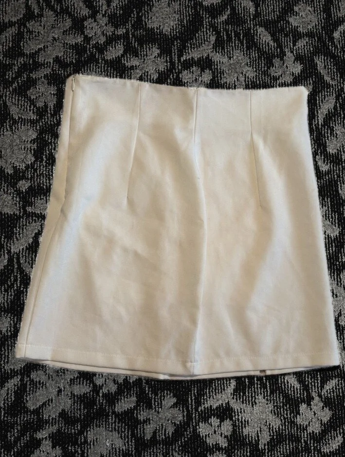 ミニスカート（ホワイト）