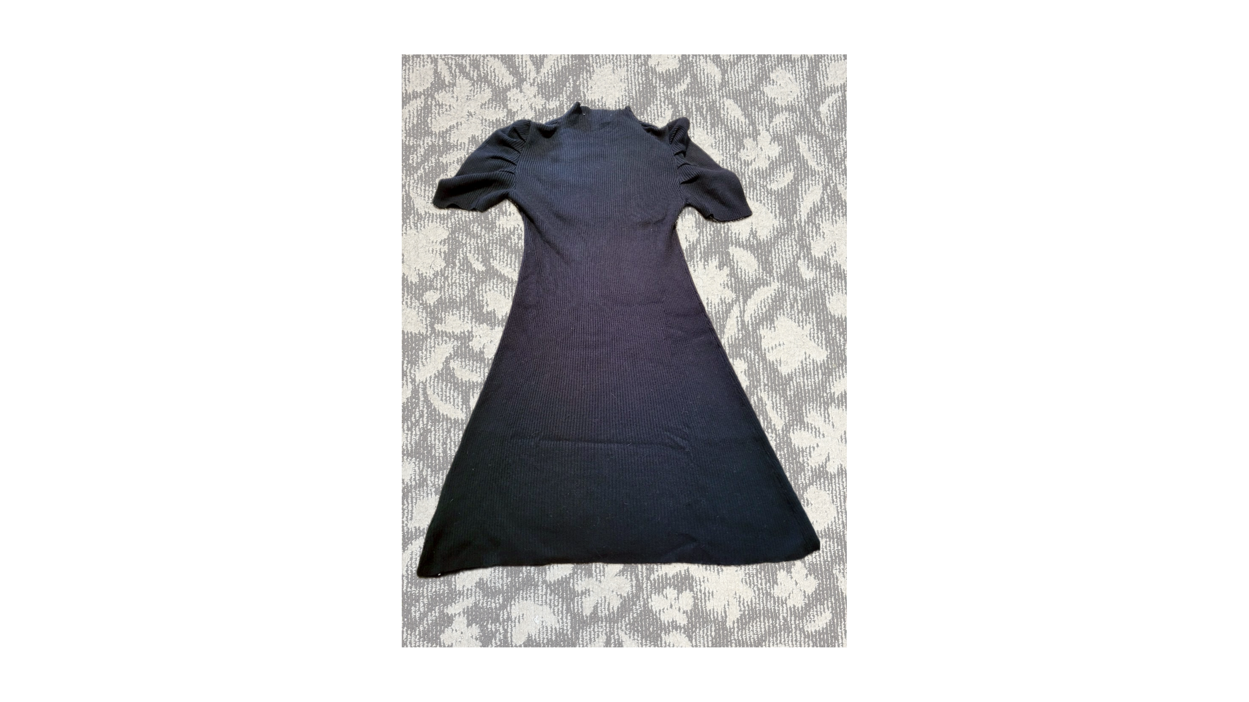 タイトフレアワンピース(ブラック)