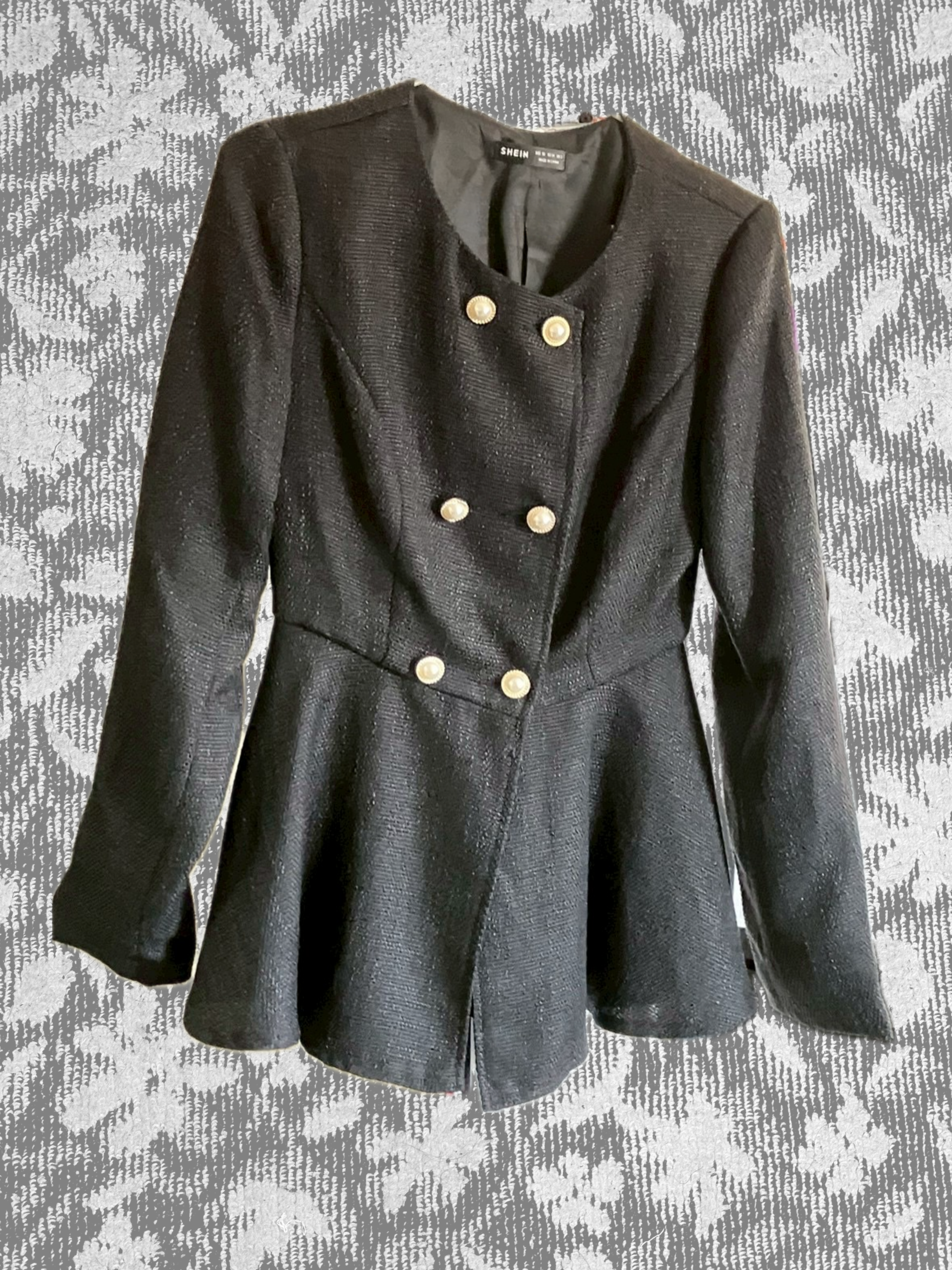 ノーカラーペプラムダブルブレステッドジャケット(ブラック)