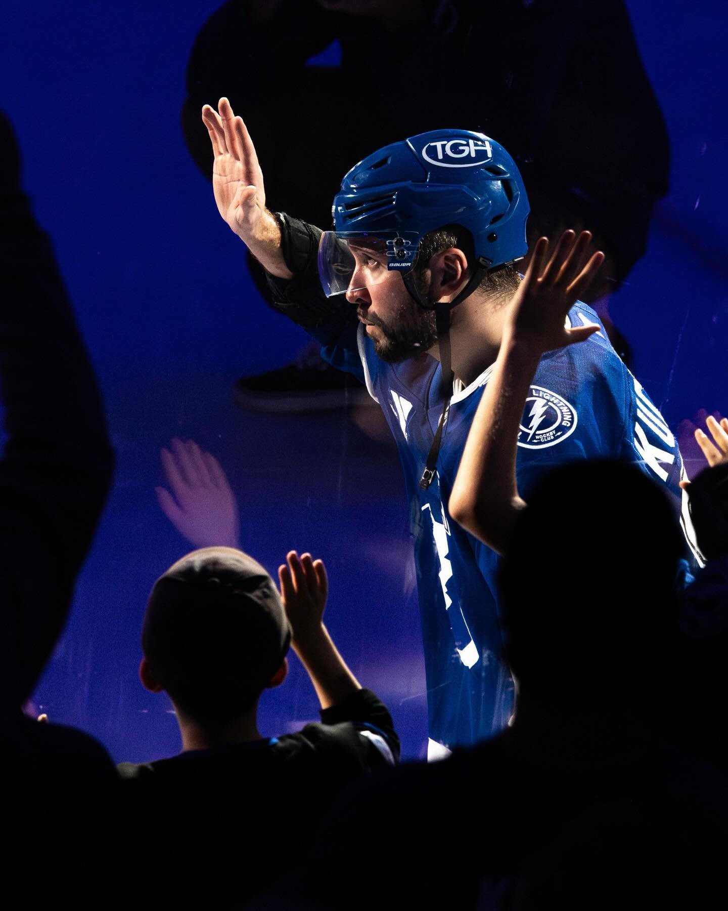 hockey night in tampa 📌 @canadiensmtl vs @tblightning