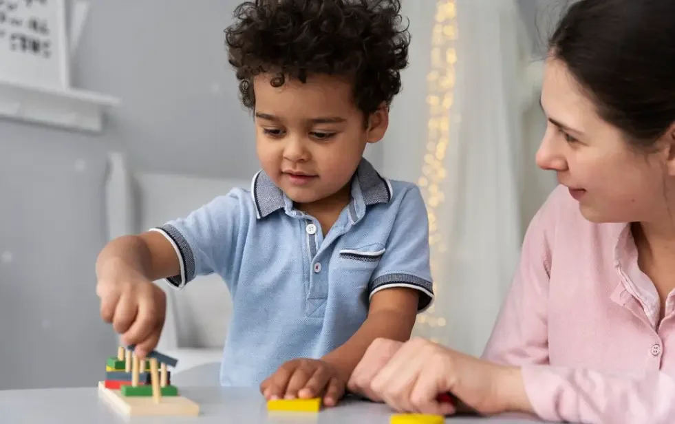 How Early Emotional Support Shapes Confident Kids and Teens