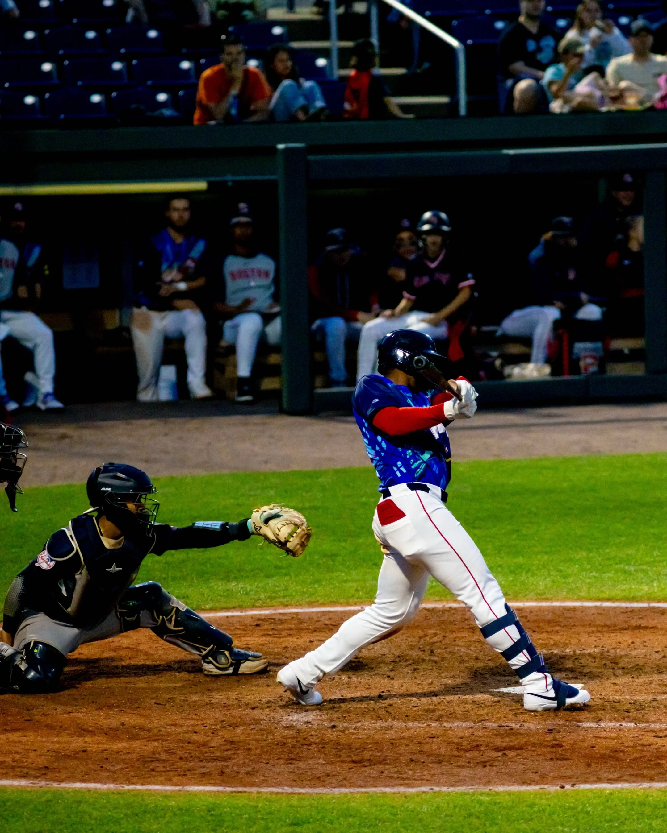 @portland_seadogs defend Gotham from @somersetpatriots  June 20 26

Full gallery up @hazzemedia