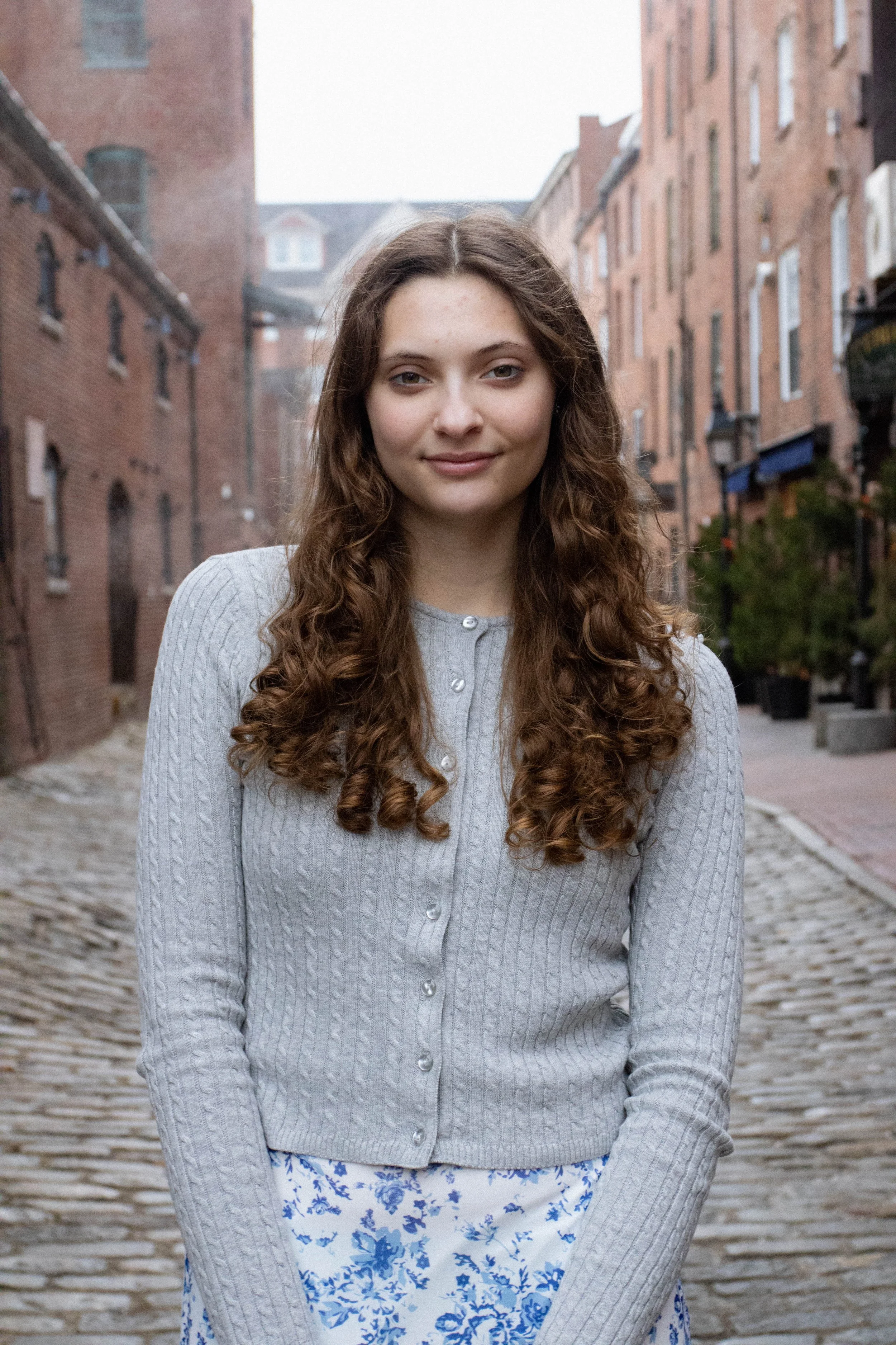 HEADSHOTS / GRAD PHOTOS