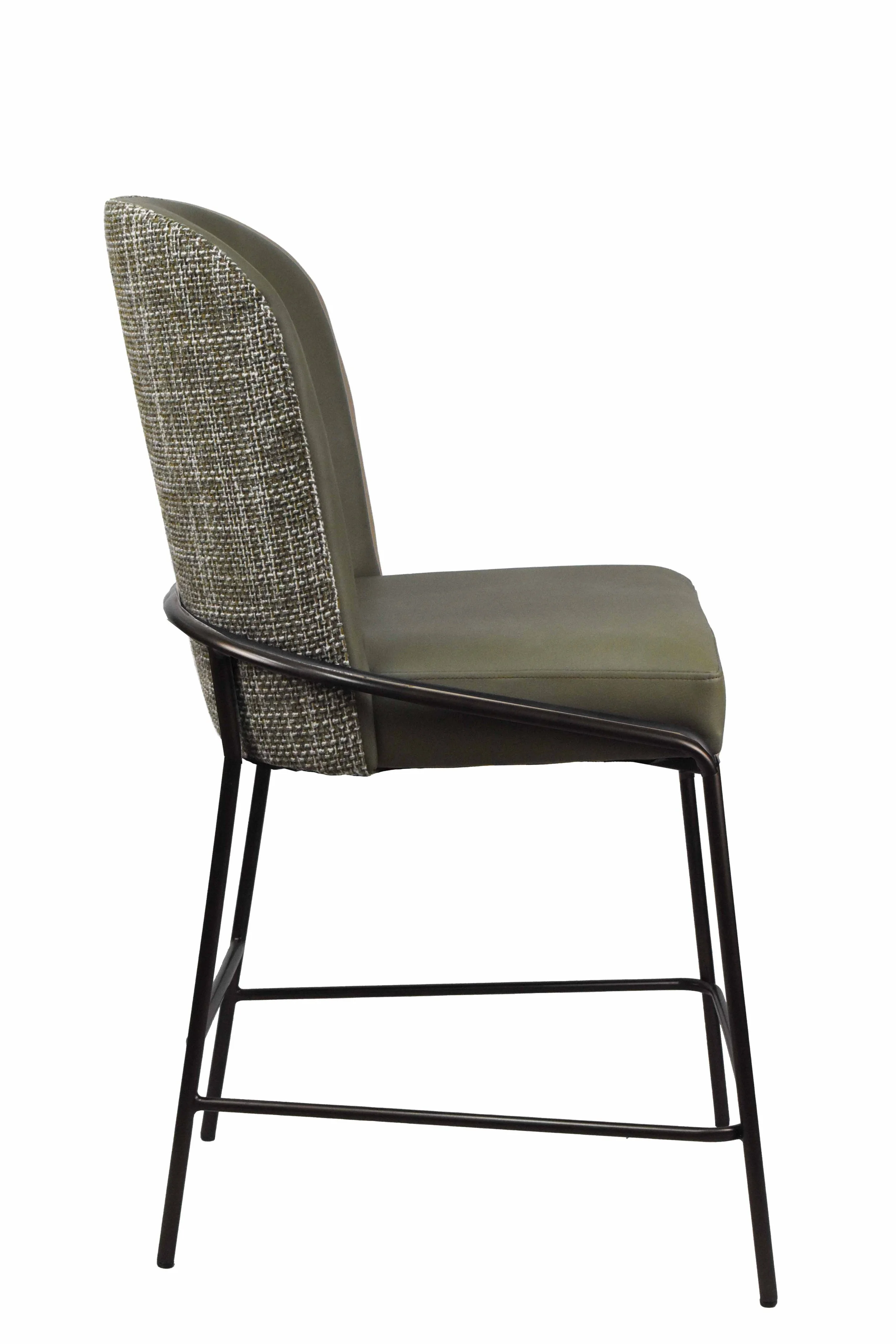 MIKA 24_MCLOVER_CAGATE_SIDE.jpg