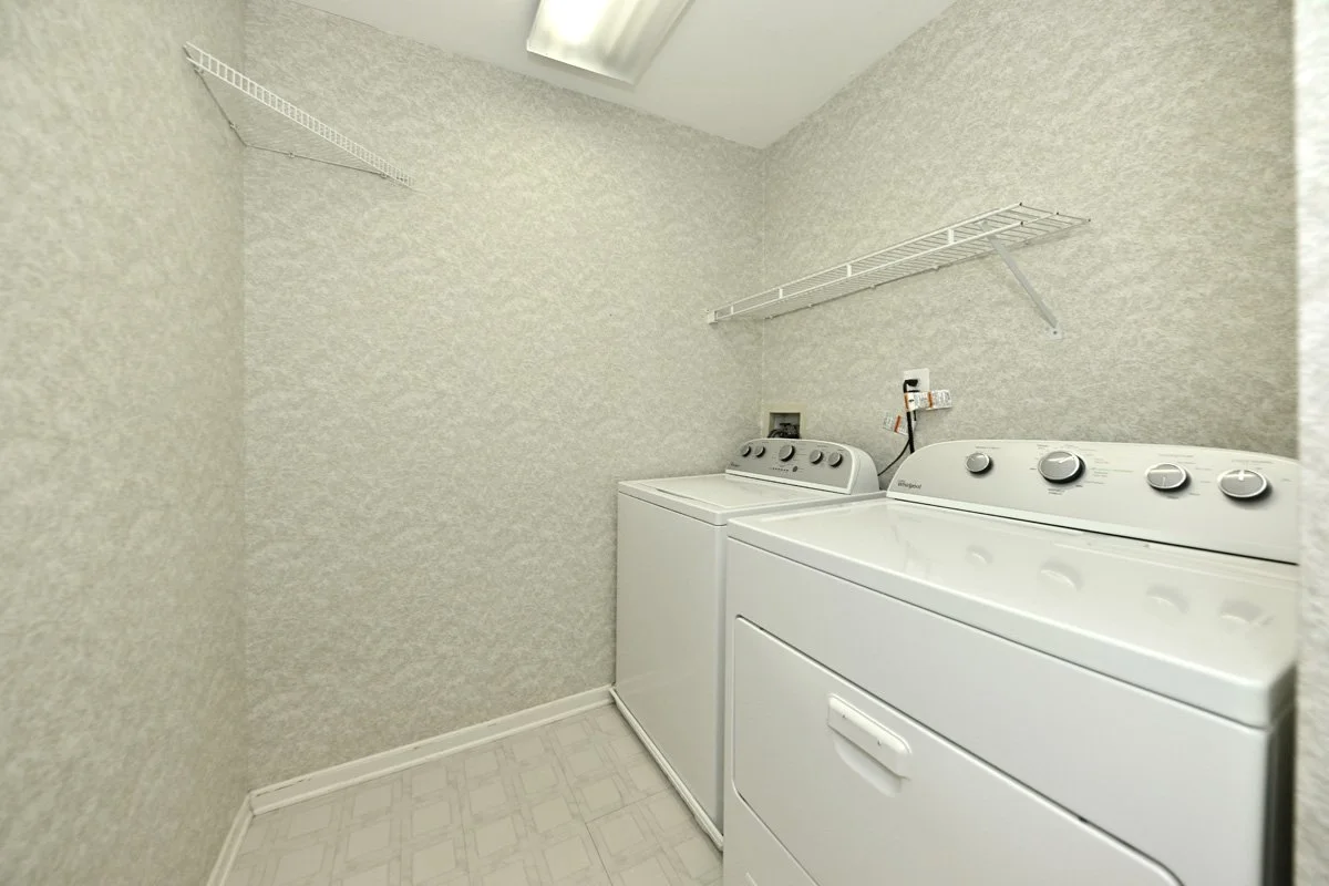 laundry room.jpg
