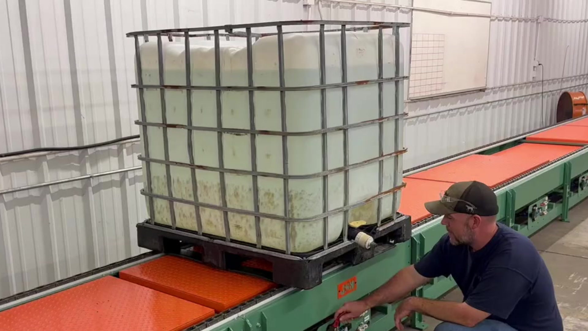 Custom Material Handling Solution (Case Study: 6177)