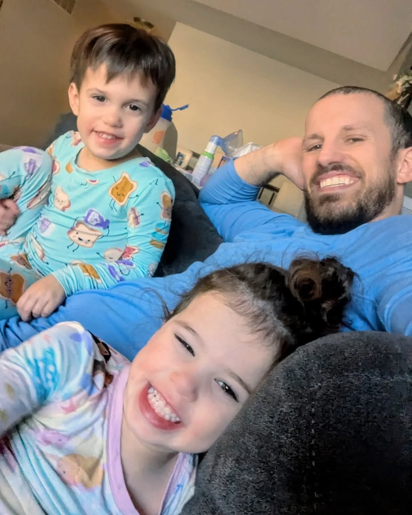 Oakley and Peyton,

You two are some of the best things that have ever happened to me. These last two and a half years have been the happiest time of my life. People always say you don't know real happiness until you have kids. I get that now. It's s