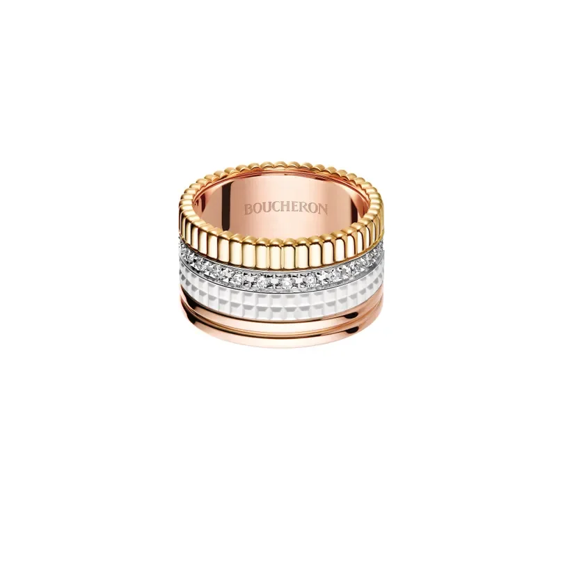 Quatre Classique Large Ring, Paved Edition