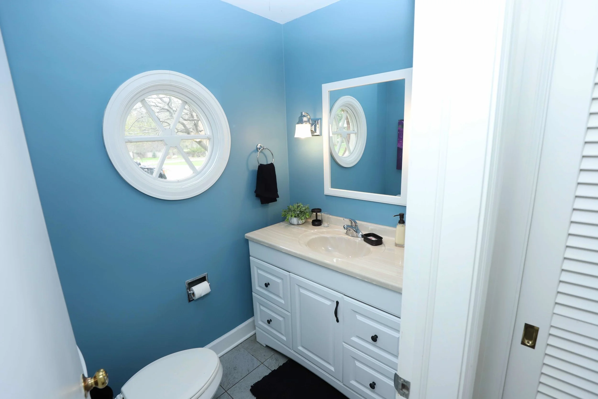 1st floor bathroom view.jpg