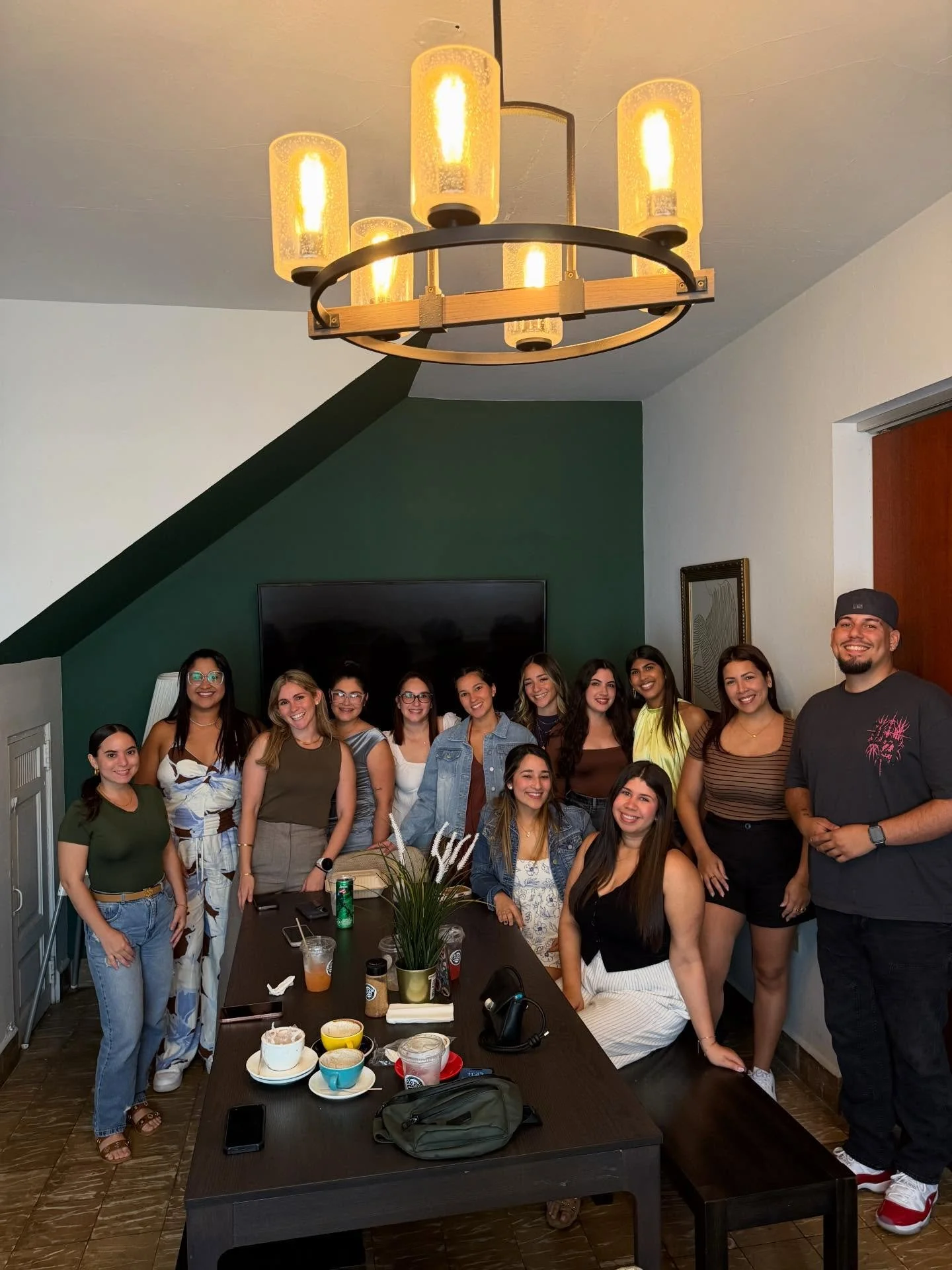 Celebrando el mes de Terapia Ocupacional compartiendo conocimiento 🩵

Este fin de semana en nuestro Coffee OT estuvimos hablando sobre hipoton&iacute;a en terapia ocupacional y las diferentes estrategias de intervenci&oacute;n para trabajarlo en ter