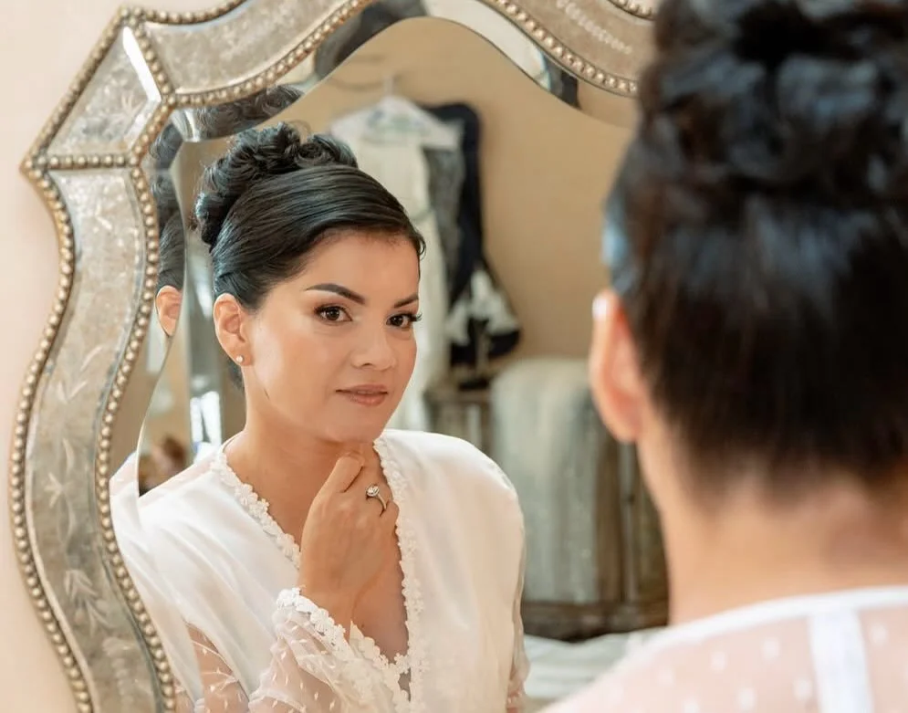 That flawless glow is giving everything! My bride&rsquo;s beauty is pure magic, no AI needed&mdash;just genuine loveliness. 💋💋 I loved doing her makeup!!!@elevatephotography