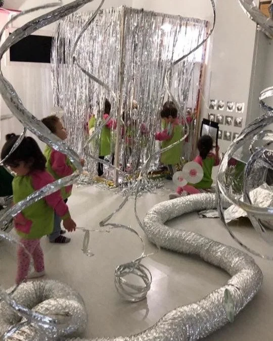 Pulling inspiration for our first Play-Date Collective gathering ✨

Loving these ideas for open-ended play, sensory moments, and simple rituals that invite kids (and grown-ups) to slow down and explore together.

Mood-boarding with intention and a lo