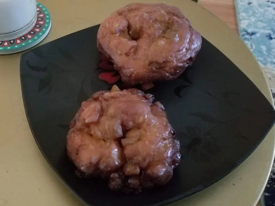 The Great Pandemic Experimentation Series: Apple Fritters