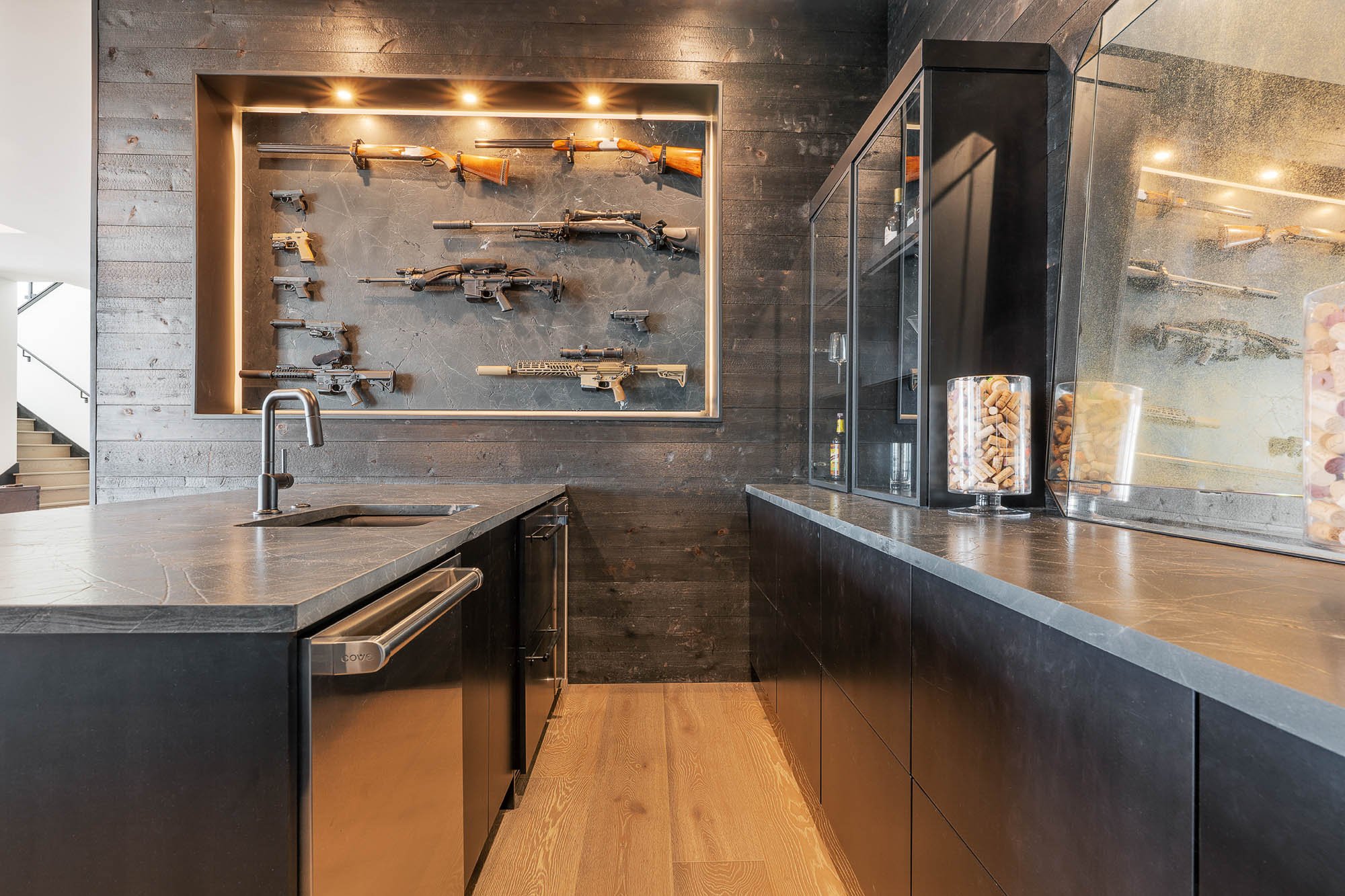 8150 Cabinets Kitchen Bath and Walk-in Closet Images-14.jpg