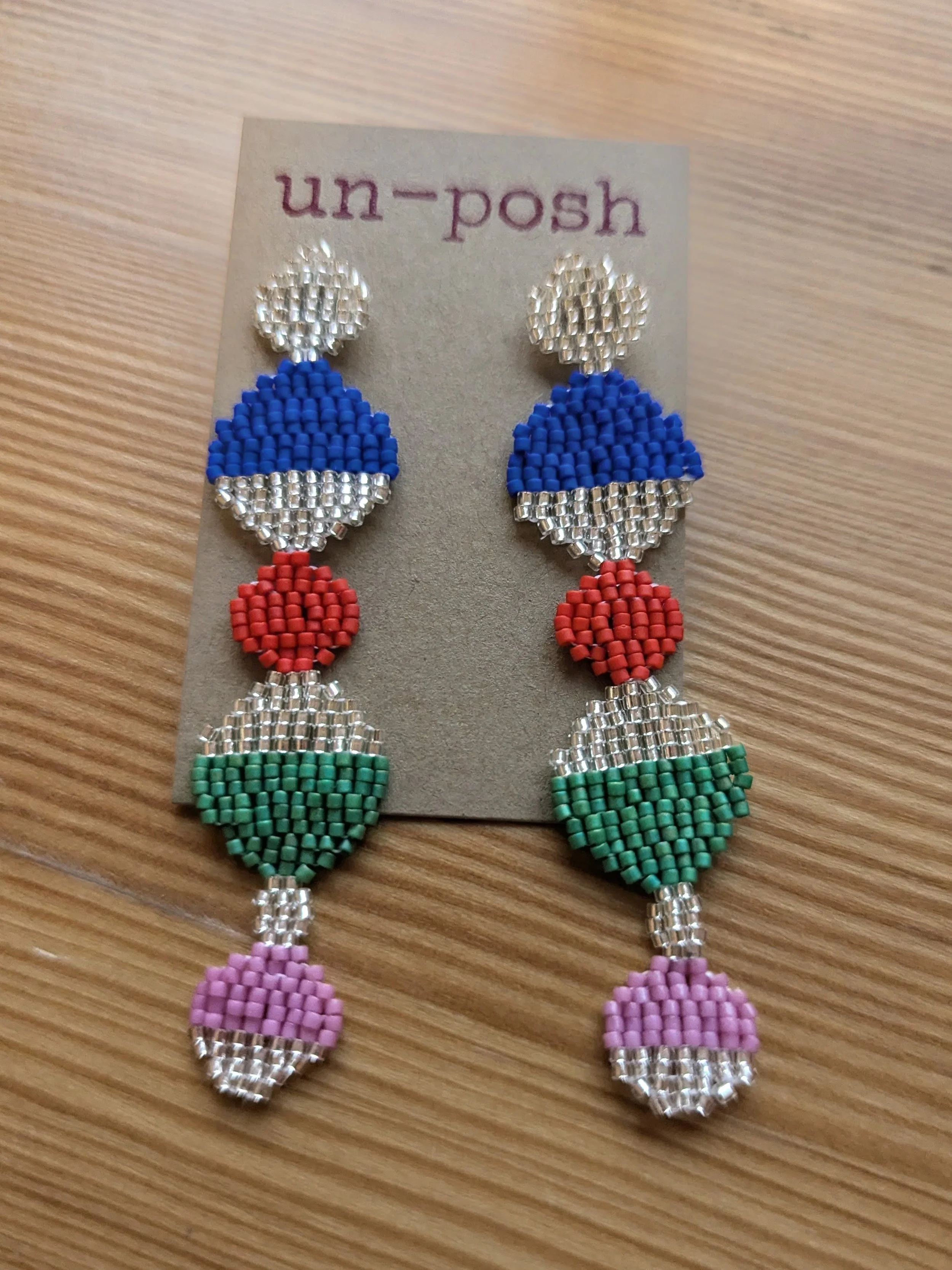 Fancy Dress Collection: Mod Shiny Globe Stud Earrings