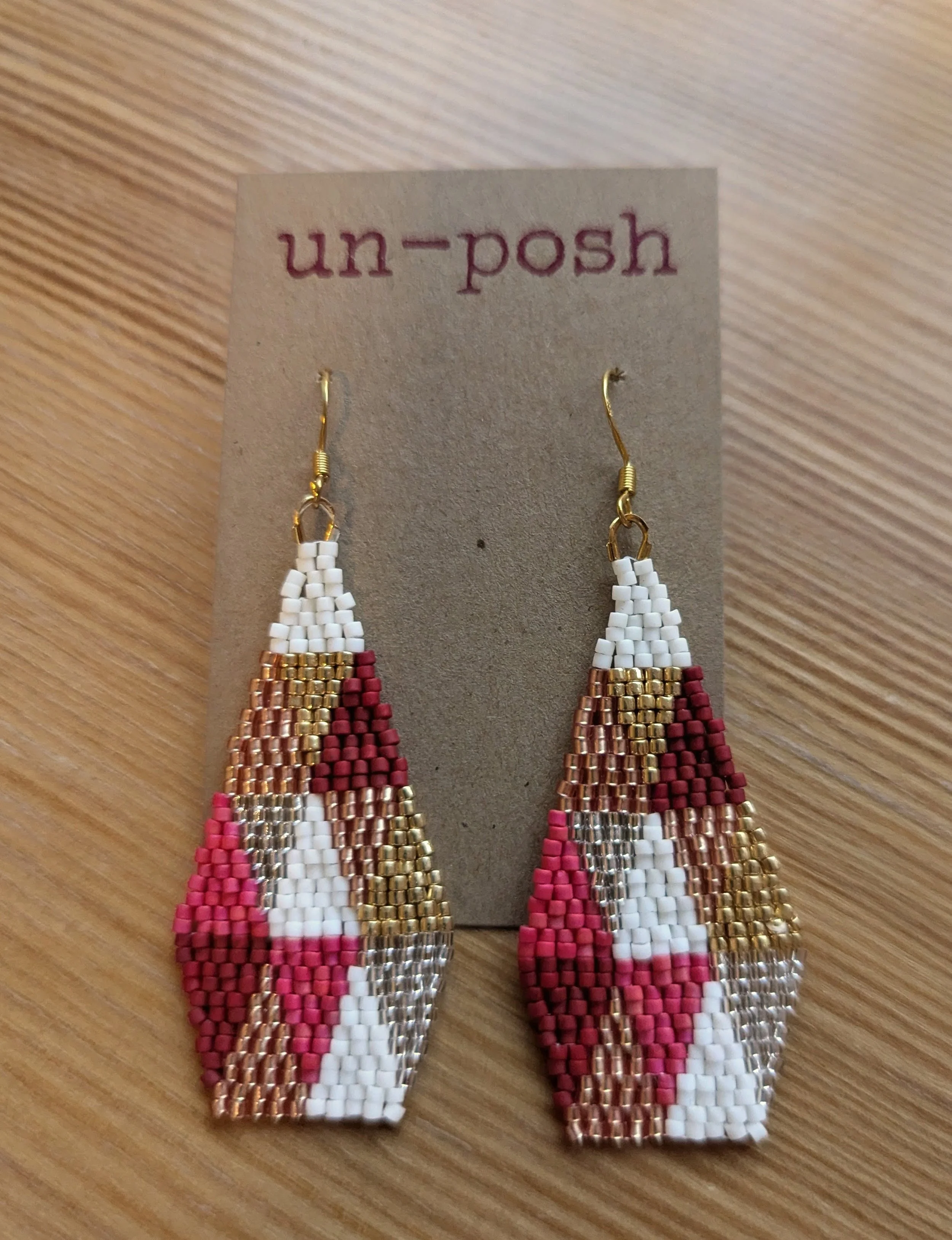 Patterned Pentagram Earrings - Reds