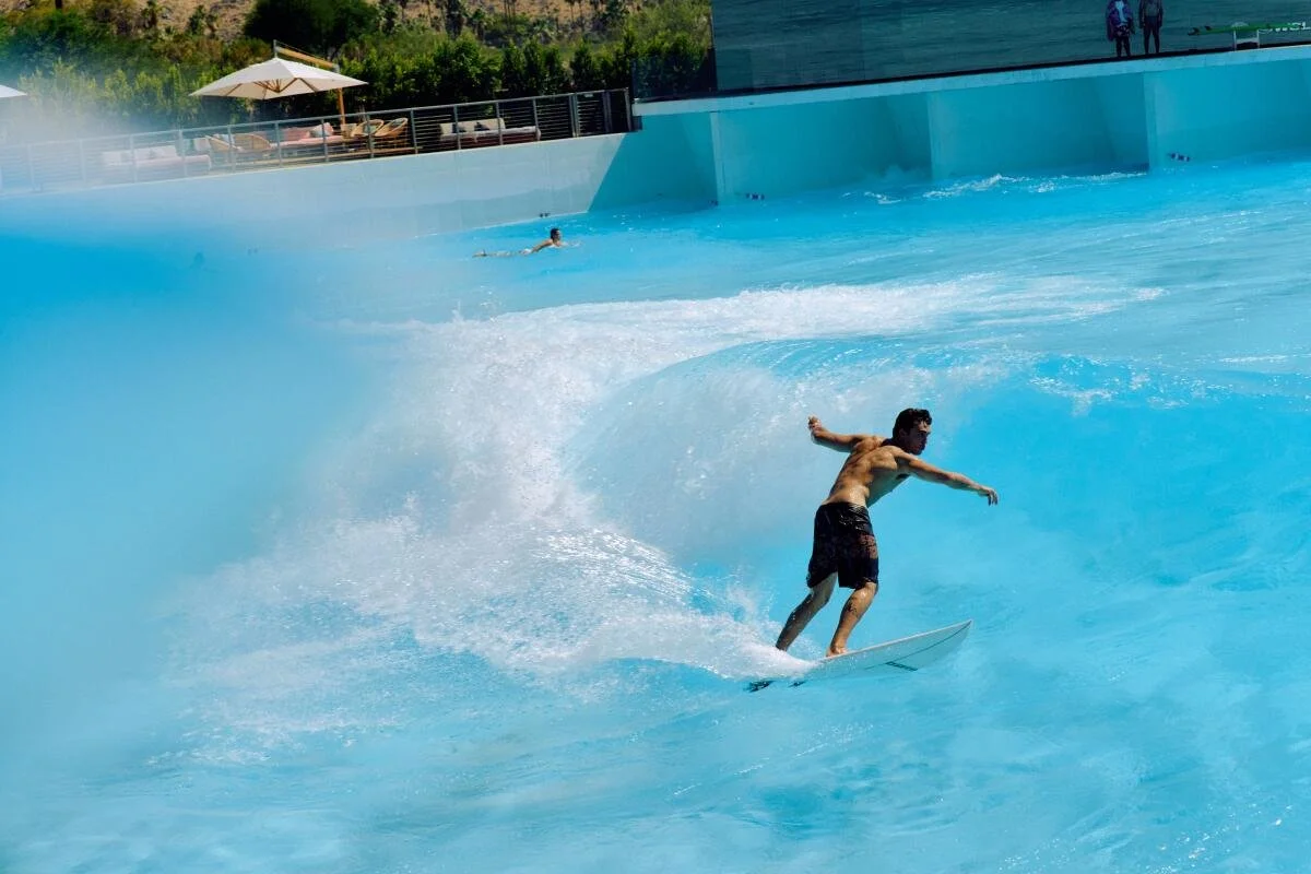 “Surf’s Up!” – Newport Beach City Council Advances Snug Harbor Surf Park Plan