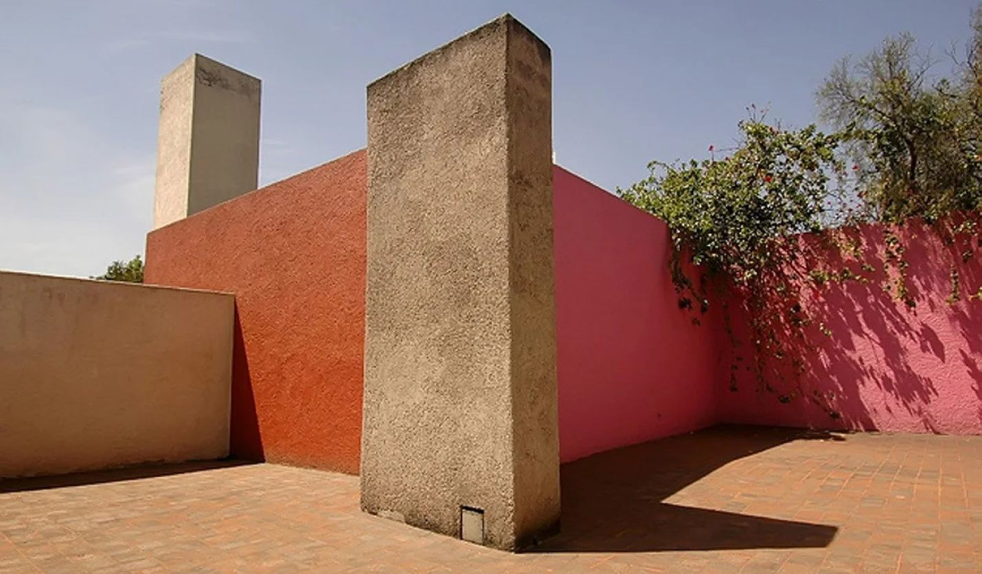 Barragan 1.jpg