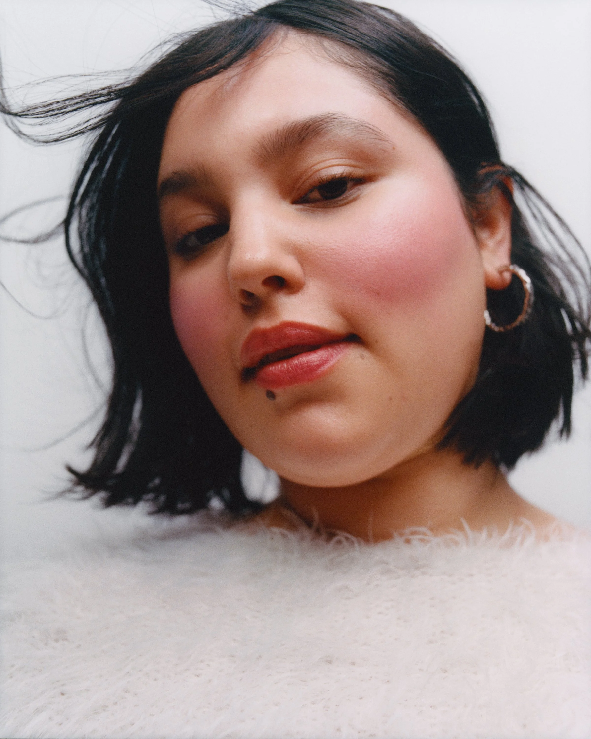 gl-cloud paint-2023-bianca-wisp-01_srgb_f1.jpg
