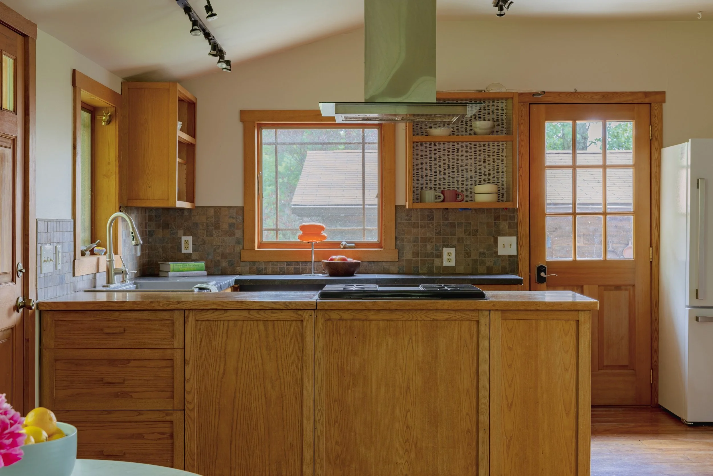 gesso-heath-upstate-realtor-thatupstateagent-curious-ahouseupstate-lilliek-14.jpg