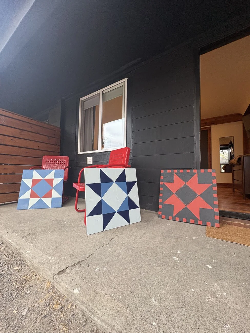 TheStranger_LongTable_BarnQuilts8.jpg