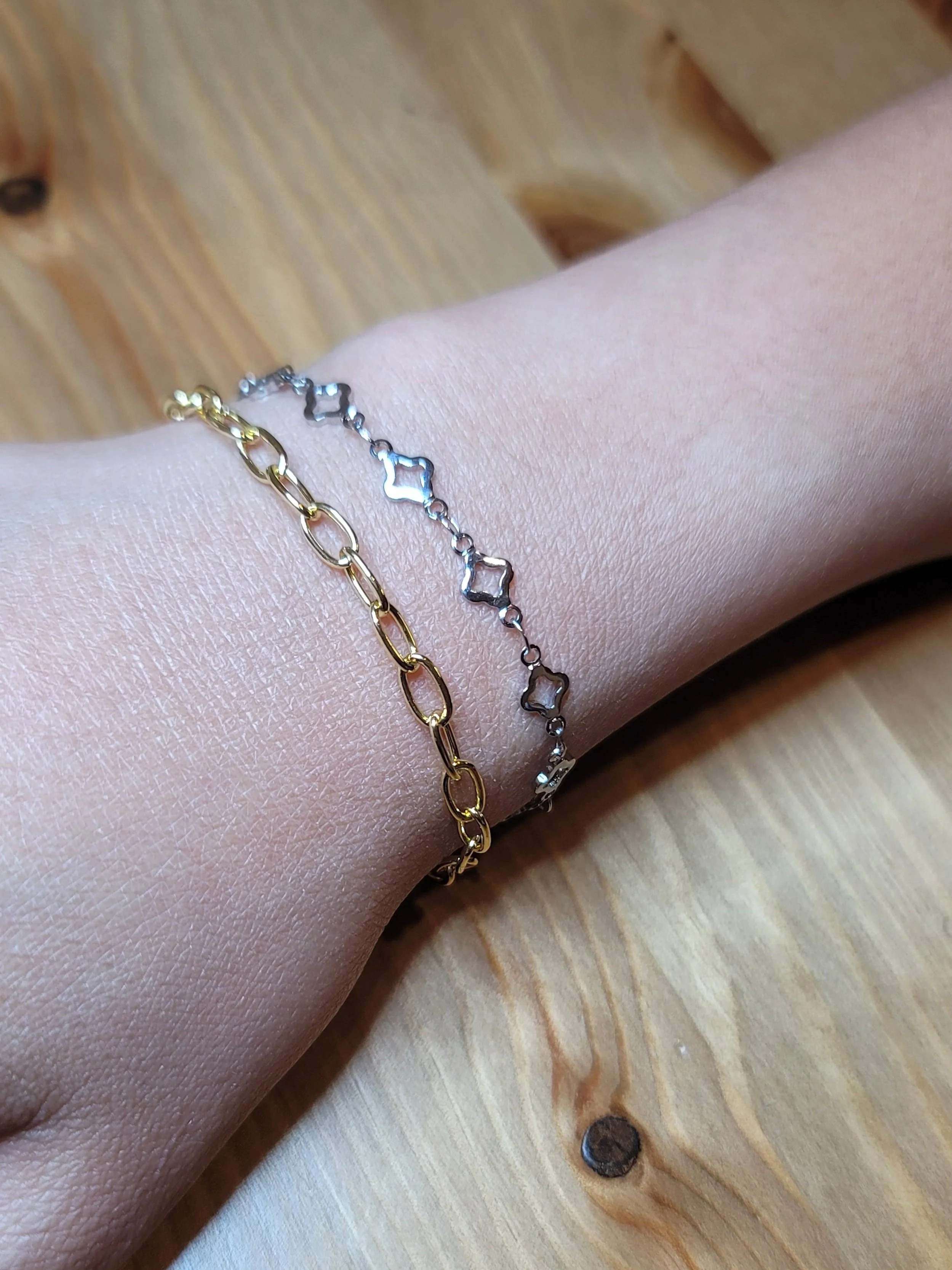 SS Clover Chain
GF Circle Paperclip Chain