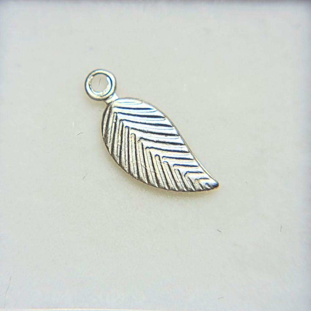 SS Leaf Charm