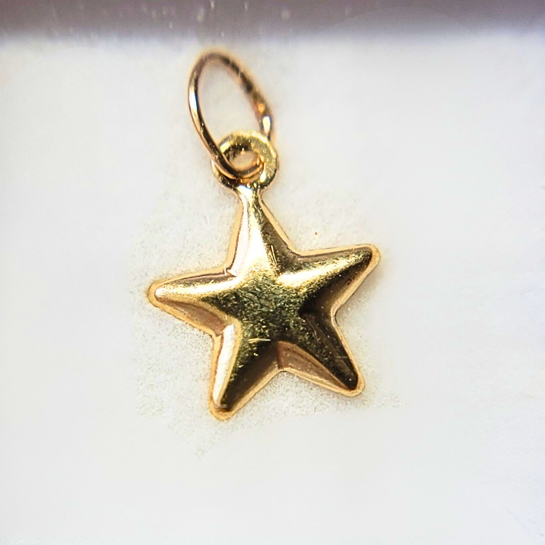 GF Star Charm