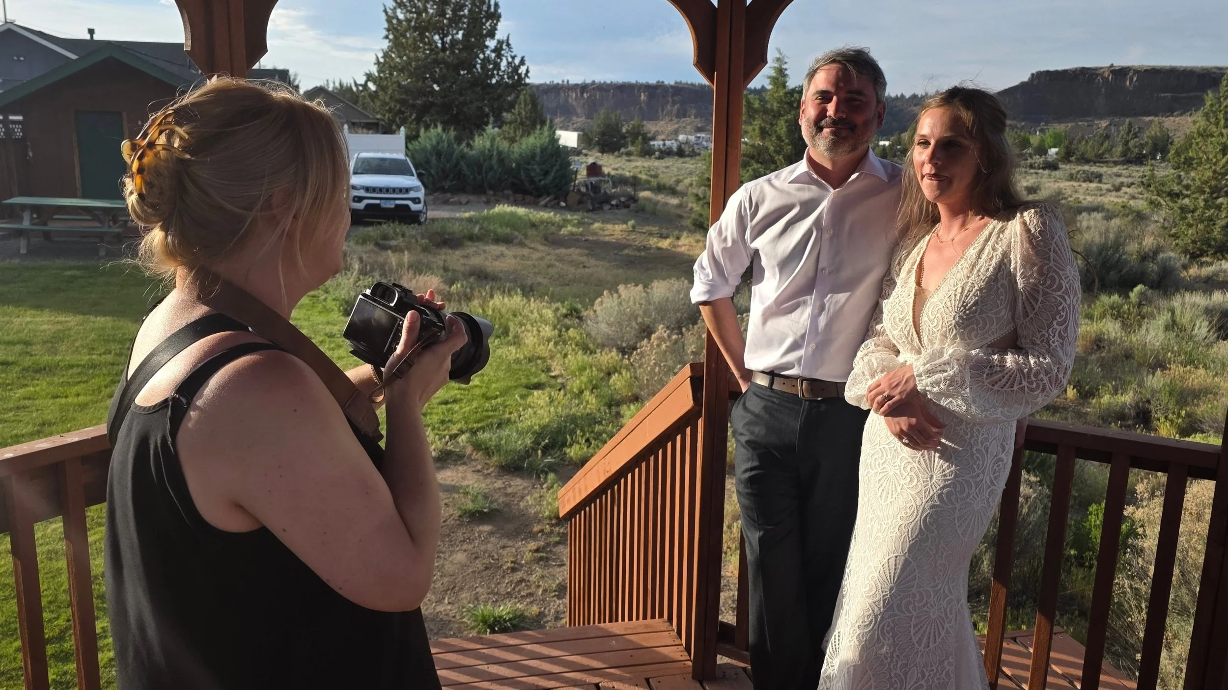 @sunsetsoundevents wants to make sure your event goes smoothly. We work with all vendors like @raehowie one of the photographers at our event.