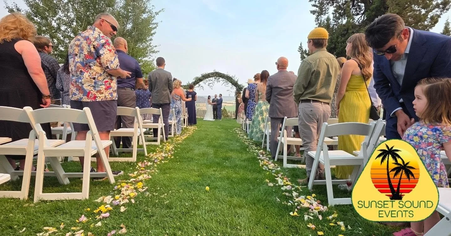 @sunsetsoundevents providing the sound for ceremony. 

@fuseeventsofbend 
@sheppardfield