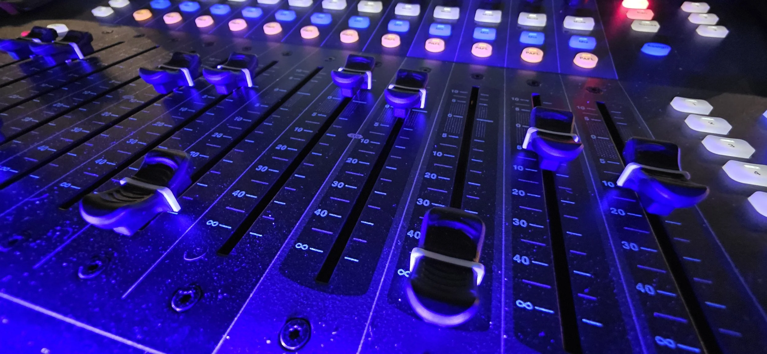 Sunset Sound Events also provides professional sound reinforcement for live performances, bands, and corporate events. From clear speech to full musical mixes, our audio setup ensures your audience hears every moment with clarity and impact.