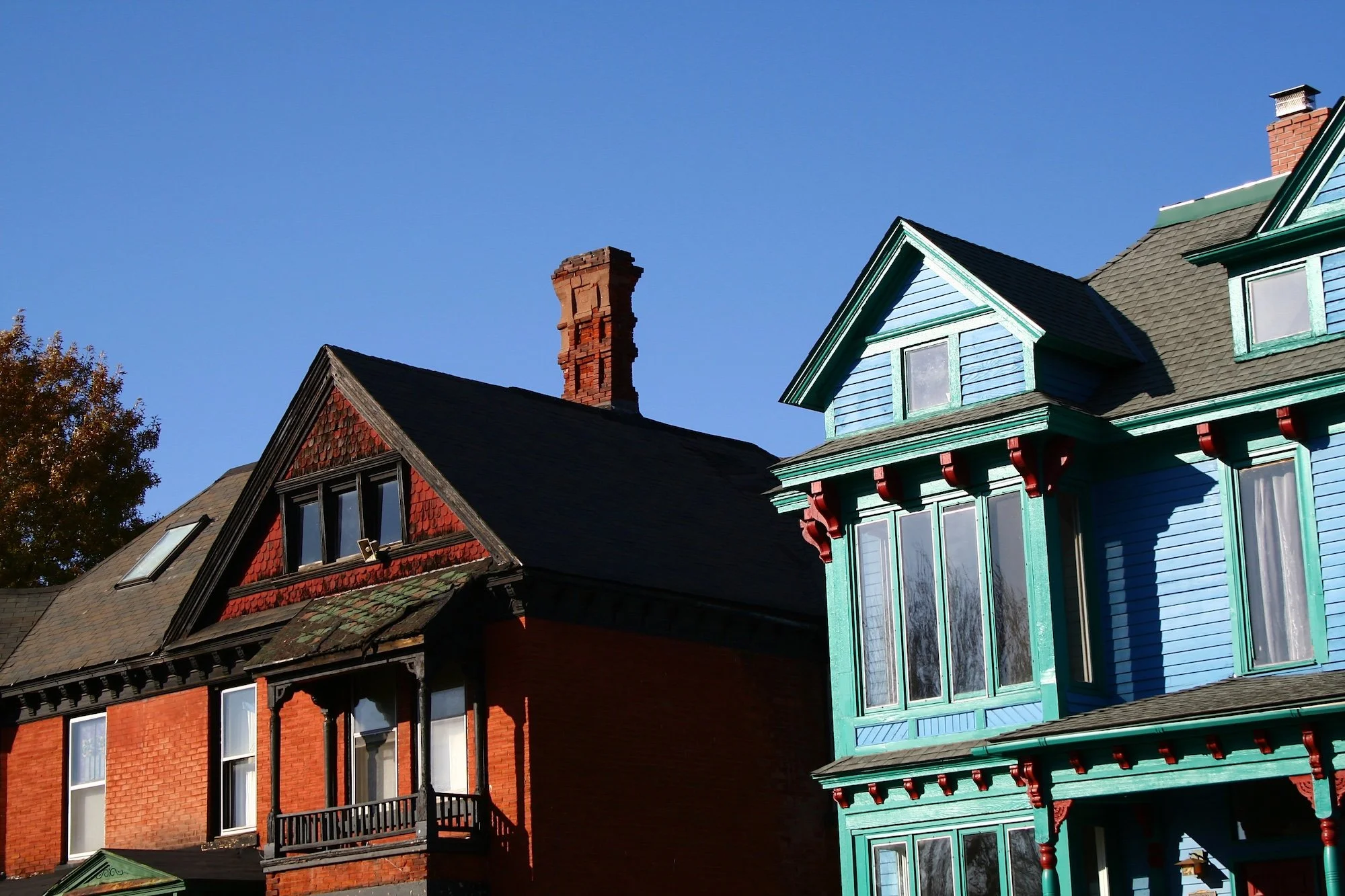 Houses_on_Selby.jpg