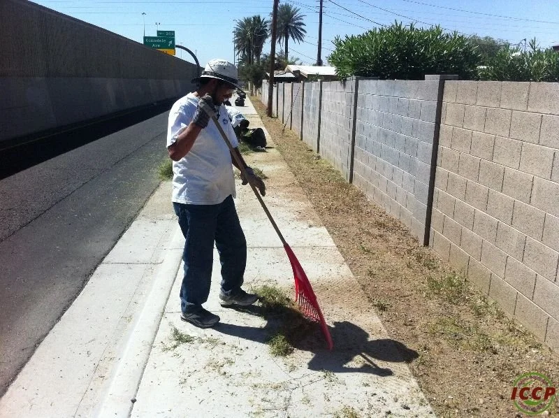 neighborhood-cleanup-4-27-13-1.jpg