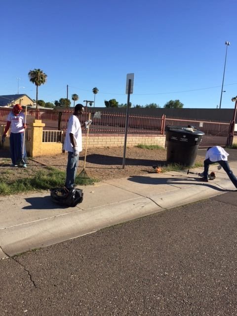 Neighborhood-clean-up-10-24-2015-2.jpeg