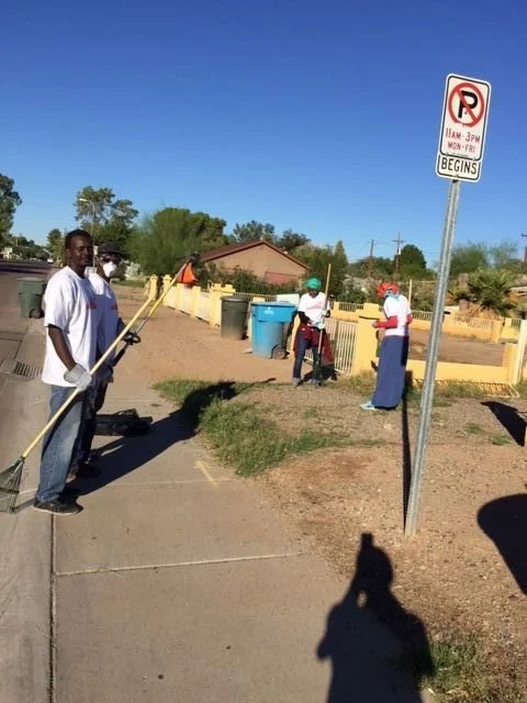 Neighborhood-clean-up-10-24-2015-3.jpeg