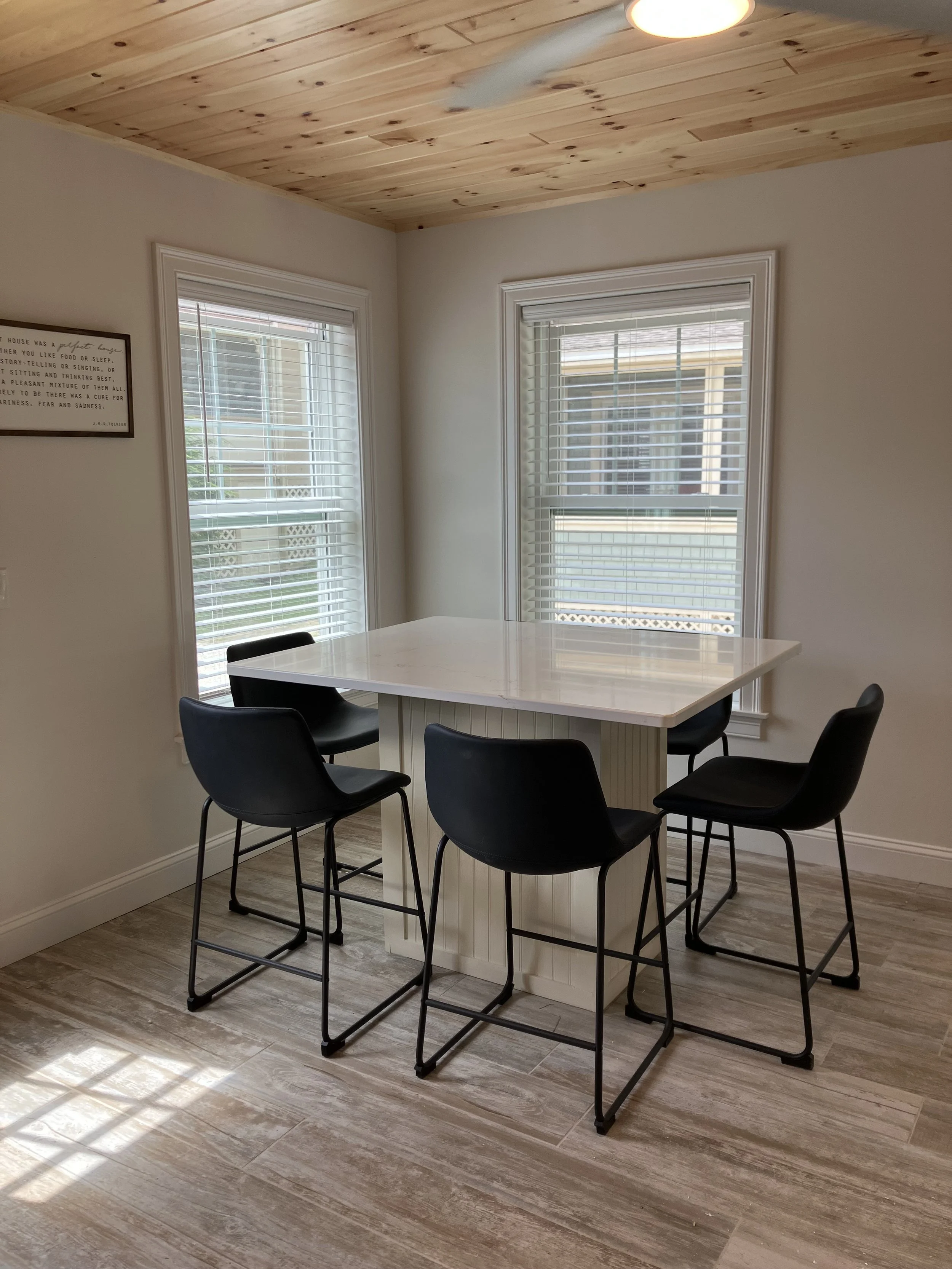 Dining Table (Seats 6) 